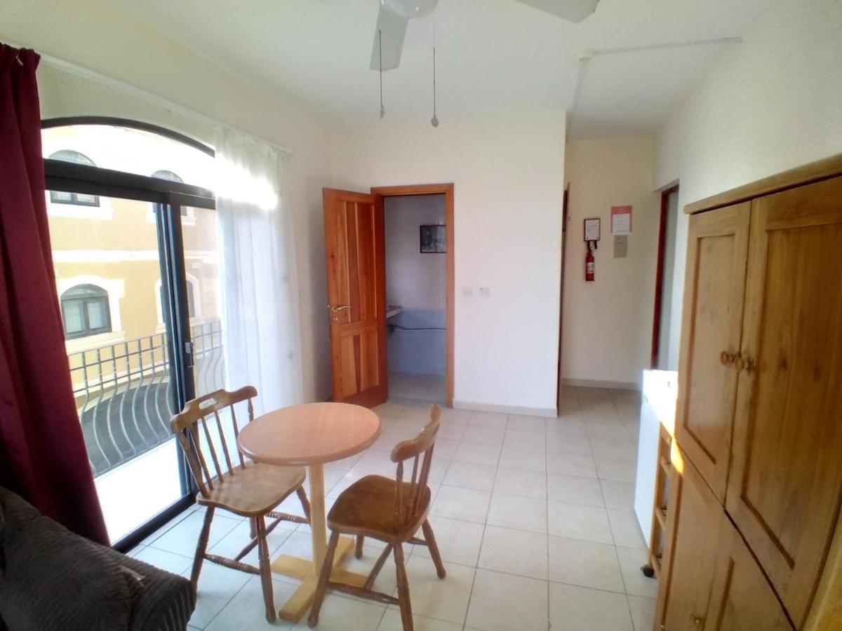 Seafront Akwador Ξενοδοχείο Marsaskala Εξωτερικό φωτογραφία